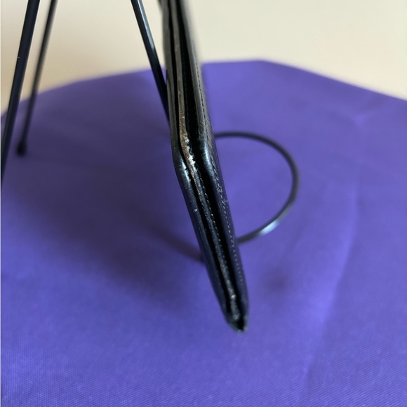 Vintage Louis Vuitton Black Epi Leather Vertical Unisex Wallet. - Picture 9 of 13